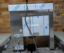 Load image into Gallery viewer, Antunes VCT-2000 MPN 9210100 Vertical Contact Toaster 1-3/4" Adjustable Opening