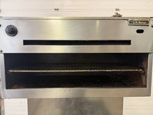 Load image into Gallery viewer, U.S. Range Oven w/ 4 Burner Range, Flat Top Griddle And Broiler, Mobile