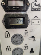 Load image into Gallery viewer, TOMCAT GTX 26-D Rider Scrubber 1,394 Hours - Needs New Batteries