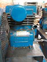 Load image into Gallery viewer, 1.5 HP QUINCY Twin Reciprocating Air Compressor System, 60 Gallon Tank MQC01006D