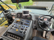 Load image into Gallery viewer, 2017 ELGIN PELICAN Natural Gas Street Sweeper - 6,130 Hours, 35,964 Miles