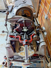 Load image into Gallery viewer, RIDGID 535 Pipe Threading Machine w/ Cart, Dies, Heads &amp; Foot Pedal