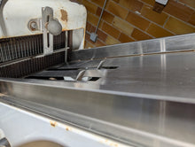 Load image into Gallery viewer, OLIVER 797-32 Commercial Gravity Feed Bread Slicer, 1/4" Slices, See Video