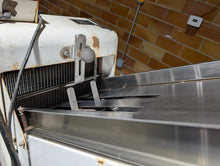 Load image into Gallery viewer, OLIVER 797-32 Commercial Gravity Feed Bread Slicer, 1/4" Slices, See Video