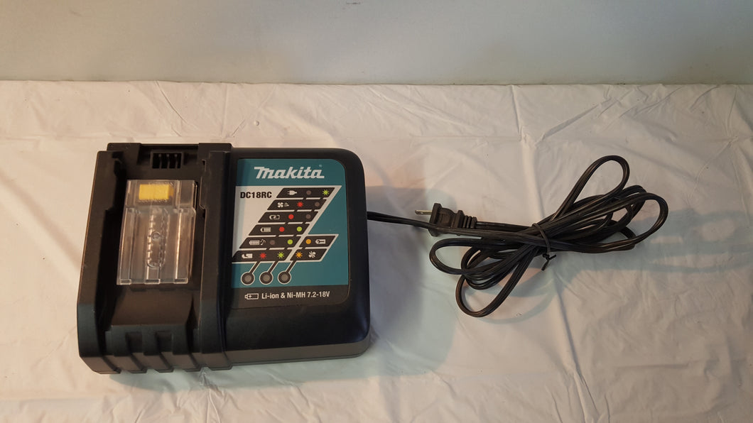 Makita DC18RC Li-ion & Ni-MH 7.2 Fast Charger
