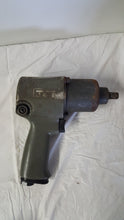 Load image into Gallery viewer, JET Pneumatic Air Impact Tool 1/2&quot; Drive JAT-103 - TESTED