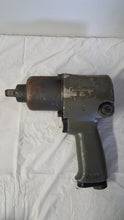 Load image into Gallery viewer, JET Pneumatic Air Impact Tool 1/2&quot; Drive JAT-103 - TESTED