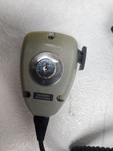 Load image into Gallery viewer, Vertex FTL-7011 UHF FM Transceiver Radio &amp; Mic