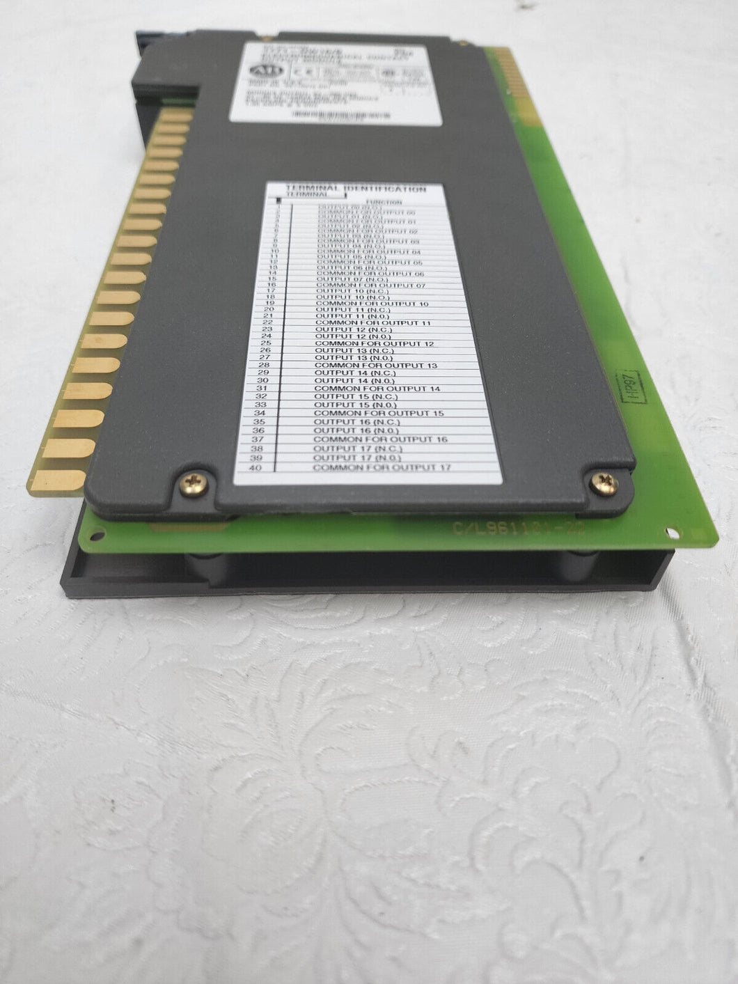 Allen-Bradley 1771-OW16/B SER B REV F04 Electromechanical Output Module