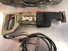 Load image into Gallery viewer, PORTER CABLE Tiger Saw - Variable Speed Reciprocating Saw With B&amp;D Case - Works!