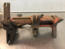 Load image into Gallery viewer, RIGID Pipe Threader Machine Model 400 &amp; RIGID Vise 228 Included - Used