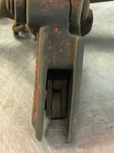 Load image into Gallery viewer, RIGID Pipe Threader Machine Model 400 &amp; RIGID Vise 228 Included - Used
