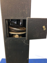 Load image into Gallery viewer, Vintage MERIAM INSTRUMENT Well Type Manometer - Micro A-750 - Range 10 - Used