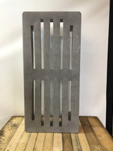 Load image into Gallery viewer, POLY-MIGHT &amp; Unbranded Dunnage Rack - Poly plastic pallet - Used - 3 sizes