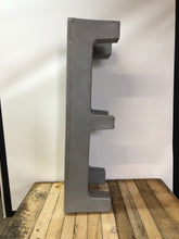 Load image into Gallery viewer, POLY-MIGHT &amp; Unbranded Dunnage Rack - Poly plastic pallet - Used - 3 sizes