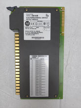 Load image into Gallery viewer, Allen-Bradley 1771-OW16/B SER B REV F04 Electromechanical Output Module